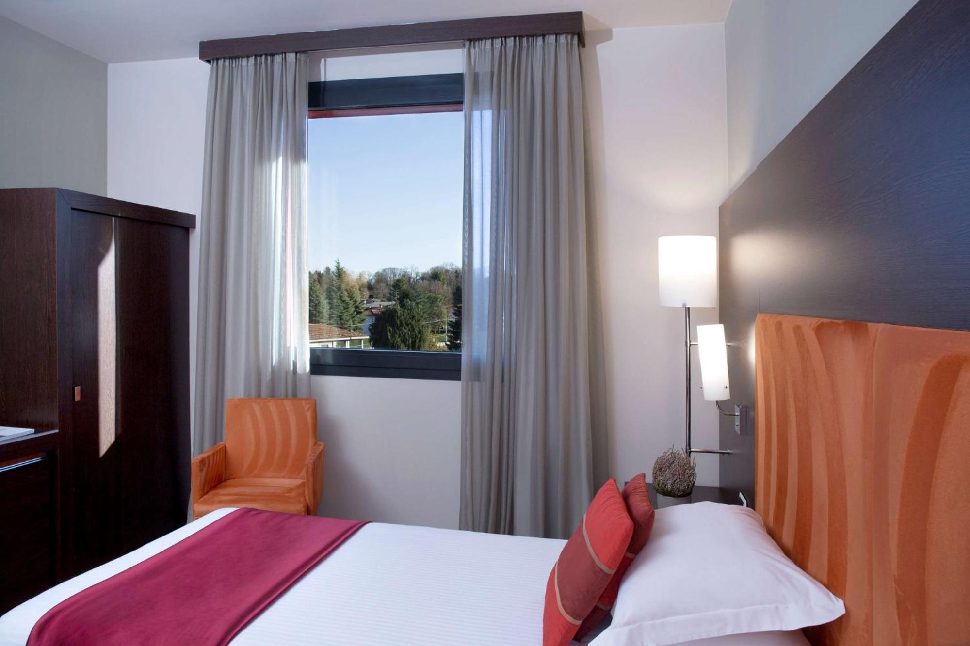 ฮิลตั้น การ์เด้น อิินน์ มิลาน มัลเพนซ่า Hotel ซอมมา ลอมบาร์โด ภายนอก รูปภาพ