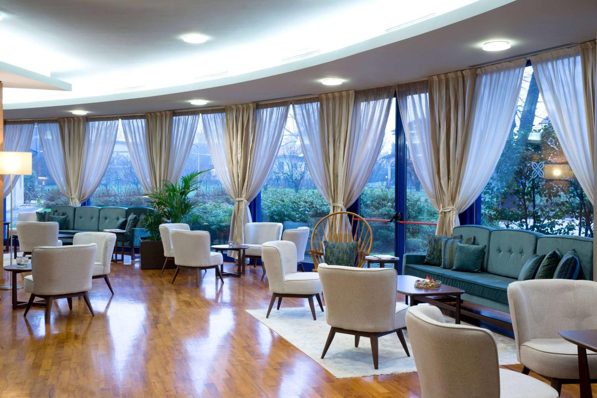 ฮิลตั้น การ์เด้น อิินน์ มิลาน มัลเพนซ่า Hotel ซอมมา ลอมบาร์โด ภายนอก รูปภาพ