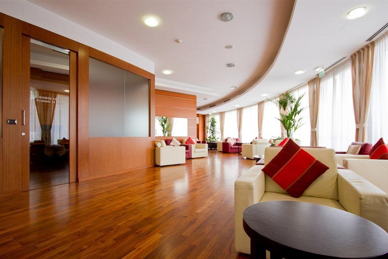 ฮิลตั้น การ์เด้น อิินน์ มิลาน มัลเพนซ่า Hotel ซอมมา ลอมบาร์โด ภายนอก รูปภาพ